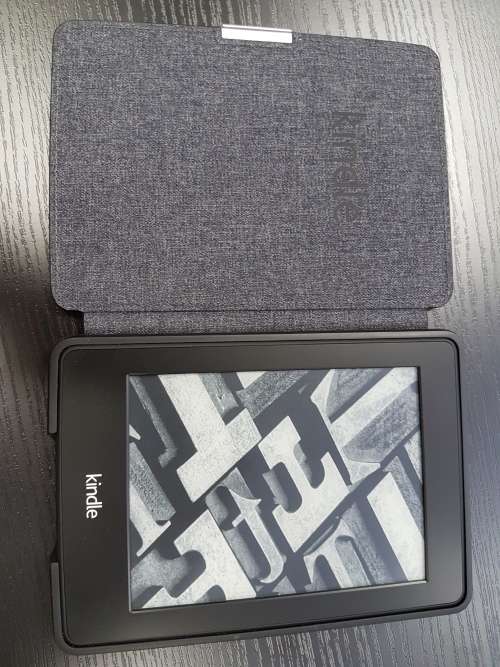 Kindle Paperwhite 3G+Wifi 4GB + Kindle Pouch