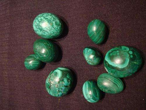 Malachite eggs / 9 Piece