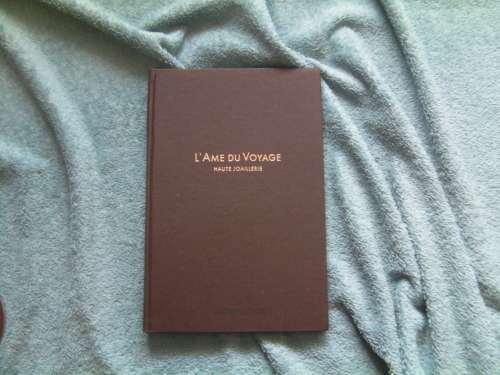 LOUIS VUITTON L'AME DU VOYAGE HAUTE JOAILLERIE BOOK