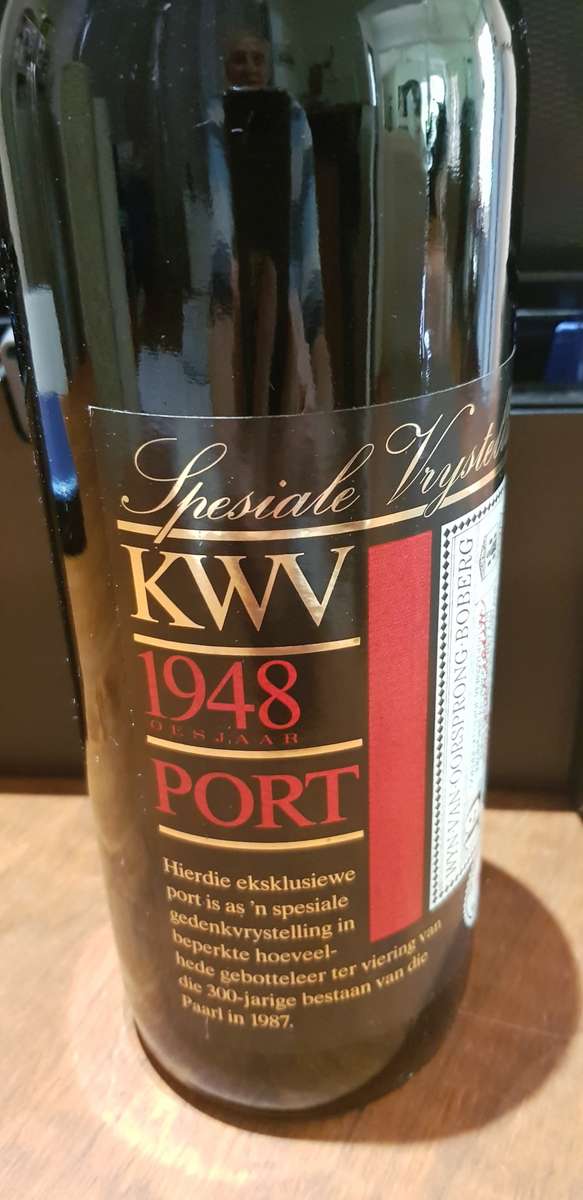 VINTAGE 1948 KWV PORT MAGNUM 1.5 LITER - RARE & COLLECTIBLE ITEM