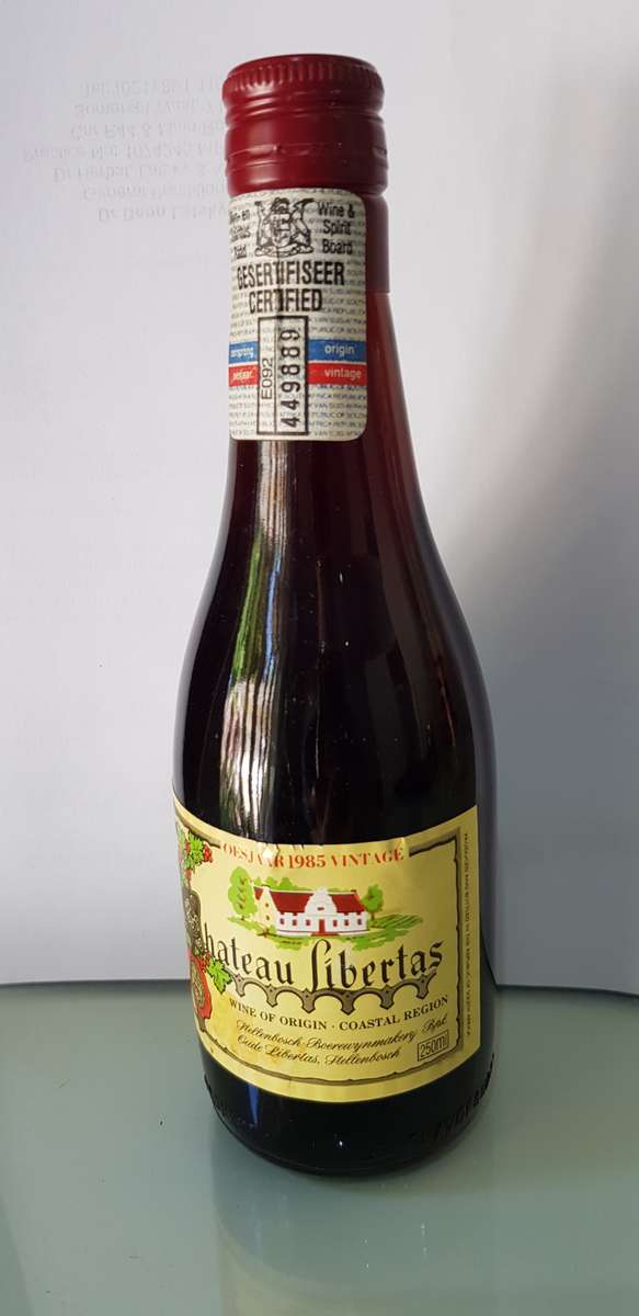 RARE & COLLECTABLE 1985 CHATEAU LIBERTAS RED WINE 250ml BOTTLE STILL SEALED