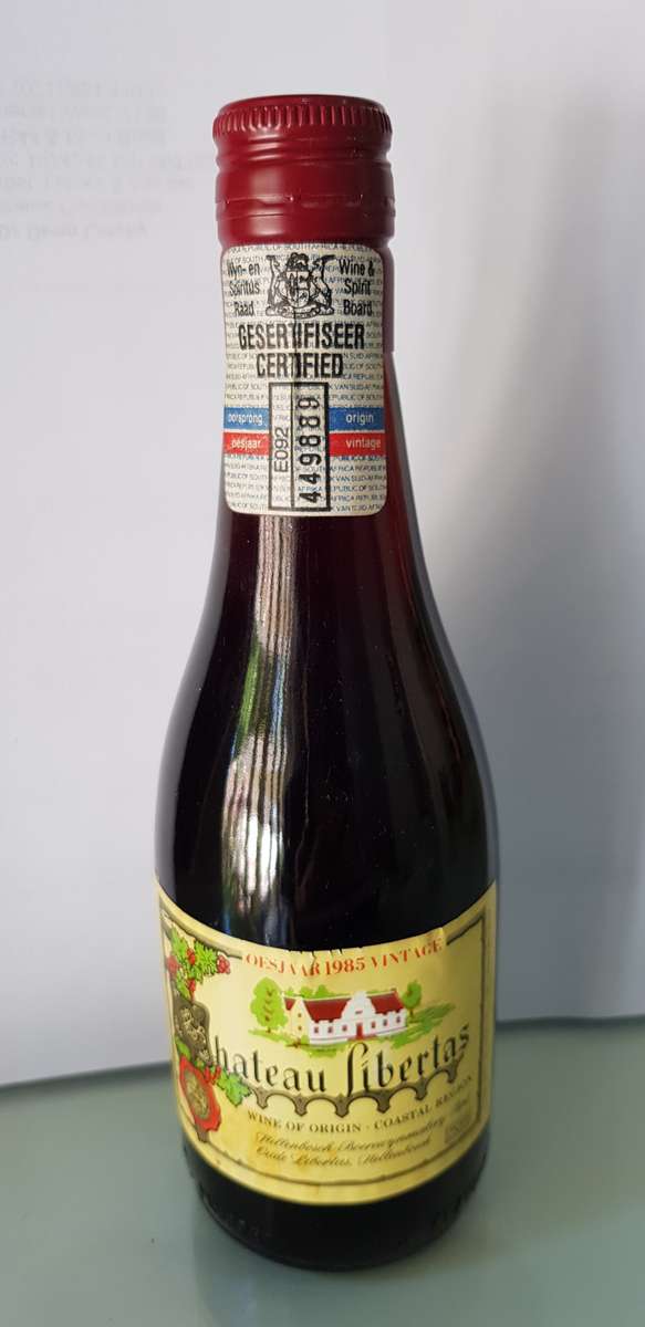 RARE & COLLECTABLE 1985 CHATEAU LIBERTAS RED WINE 250ml BOTTLE STILL SEALED