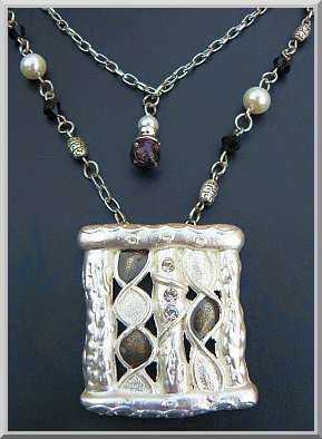 Charming Double Chain Necklace & Pendant set