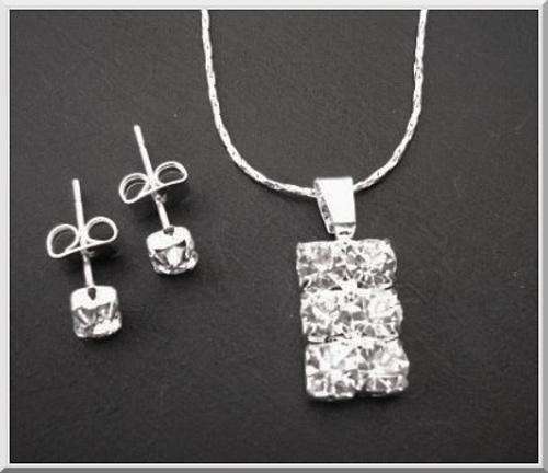 Charming Cystal Rectangular Pendant Necklace Set