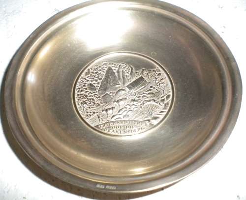 BRASS COMMEMORATIVE PLATE TRICHARDT TREK OOR DIE DRAKENSBERG