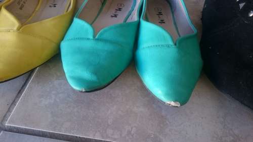 4x PAIRS SIZE 5 SHOES. FLATS AND BOOTS.