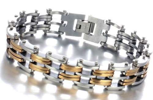 22cm Mens Stainless Steel and Goldtone Bracelet. Weight: 67gr.