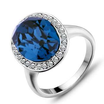 [Austria Rhinestone] Luxurious Rhodium Plated Ring. Size 6 and 6.5