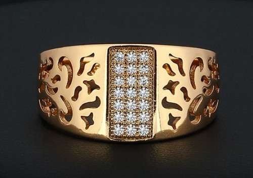 [Austria Rhinestone] Luxurious Gold Plated Ring. Size 9 and 10