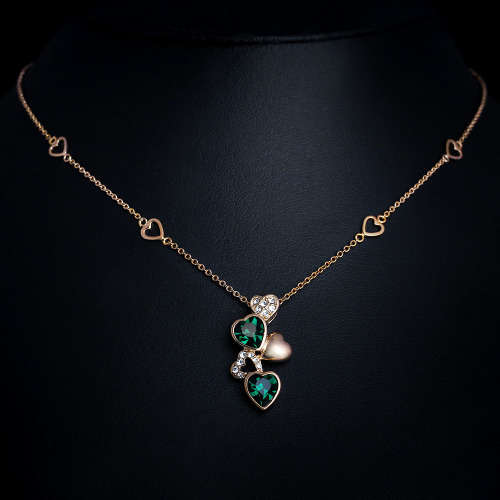 GLAMOUR WEAR~ 1.14ct Green & White CZ Ladies Necklace 18krgp