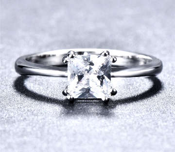COURIER DELIVERY. Sparkling White CZ Princess Engagement Ring. Size 6-10 available.