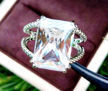 COURIER DELIVERY. Sparkling White CZ Huge Cocktail Ring. Size 6-10 available.