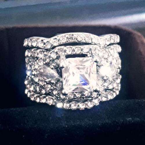 LOCAL STOCK - 3pcs Fashion Ring Set. Size 8