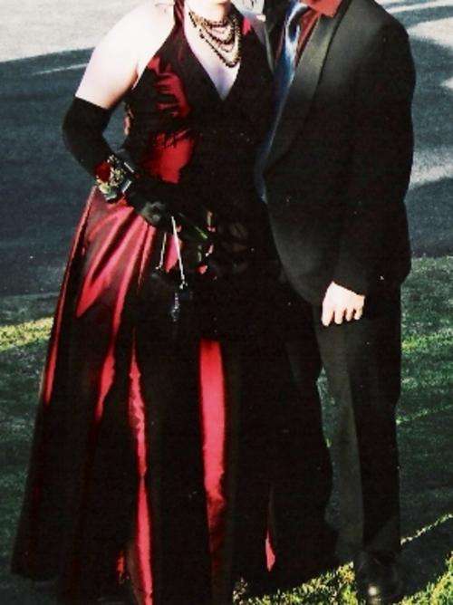 MUST SELL!!! Size 38 - One of a Kind - DESIGNER Deep Red Tafetta Matric Farewell Dress