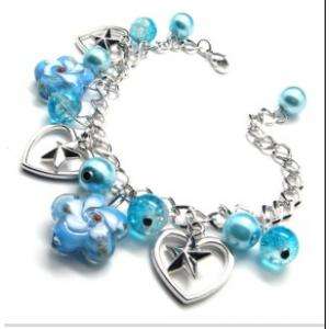 BRAND NEW Light Blue Bead & Charm Bracelet in 18kgp (CJ)