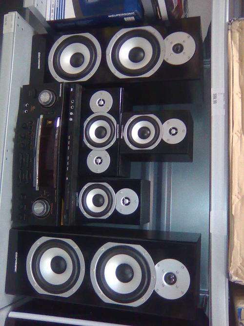 supersonic 5000w p.m.p.o hoometheatre system only three months old