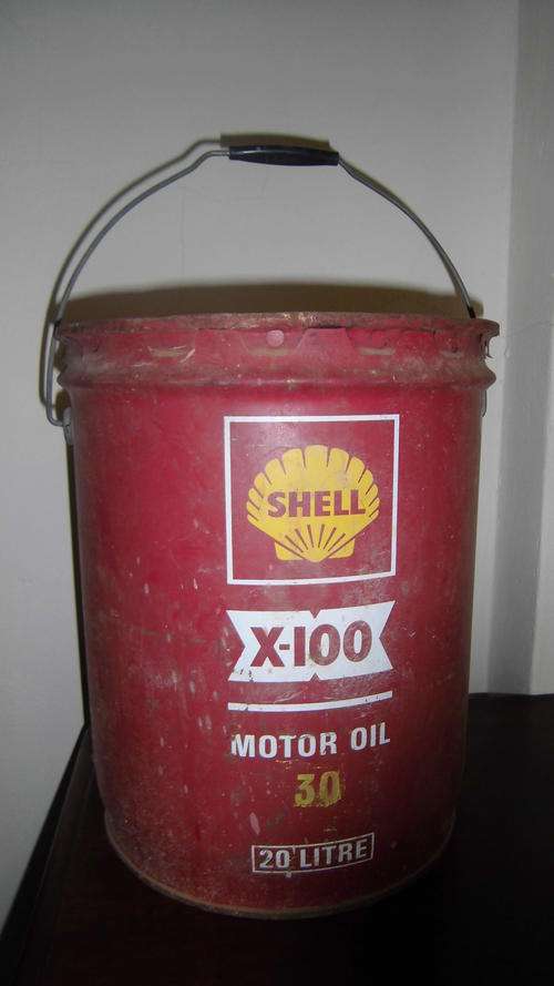 Shell Motor Oil Can
