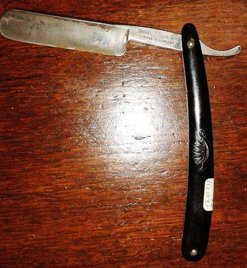 Crown & Sword Straight Razor by C. Friedr ERN 1166.