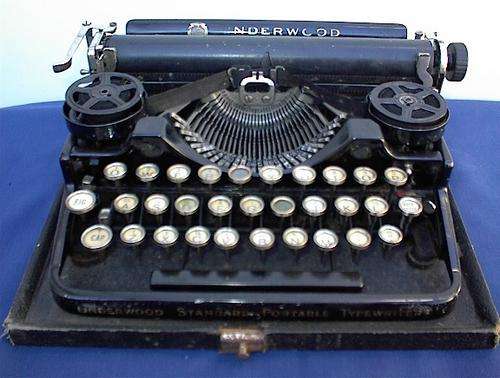 Underwood Portable Typewiter