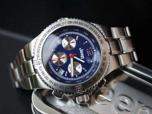 BRAND NEW MENS JEEP WATCH (R2795.00)