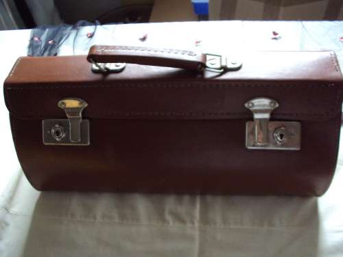 genuine leather cheney bag vintage