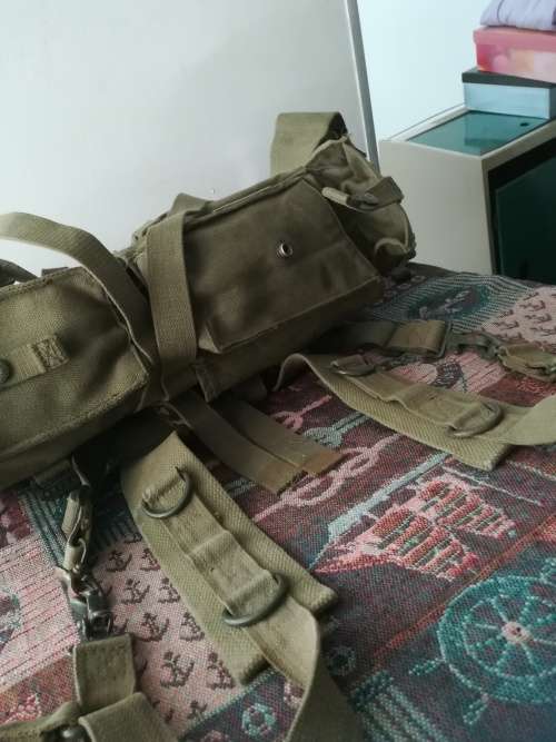 S.Army Kidney Pouch Bag + Yoke