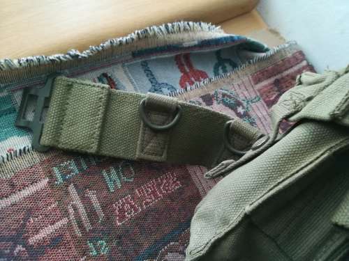 S.Army Kidney Pouch Bag + Yoke