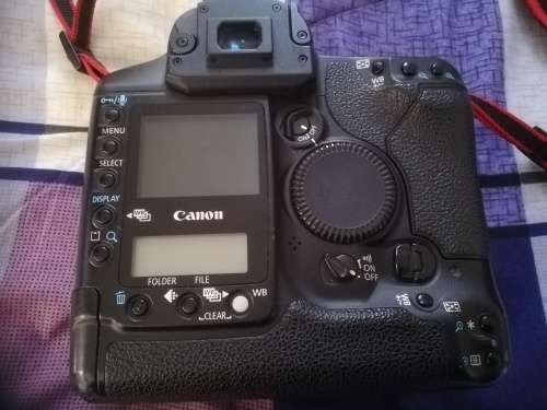 CANON EOS - 1D MARK11 CAMERA