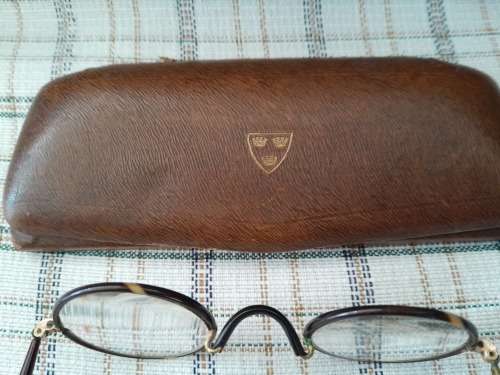 Rhodesia Made Specticals