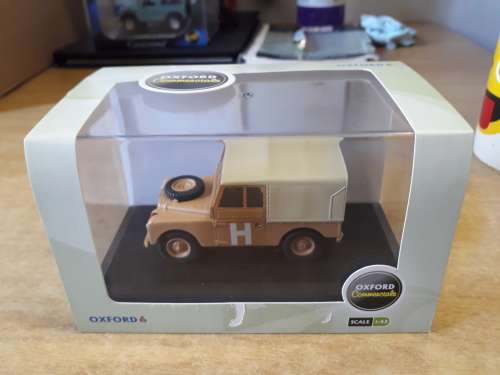 Land Rover, Military, by Oxford, die-cast, 1/43, New in Case