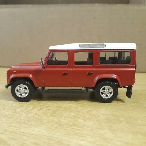LAND ROVER DEFENDER 110 by CARARAMA, RED 1/43, NO BOX
