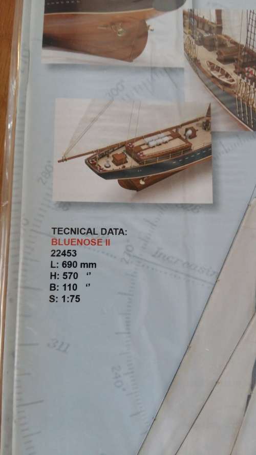 Latina 22453 Bluenose II Ship Model Kit, 22453, 1:75, tall schooners, New in box