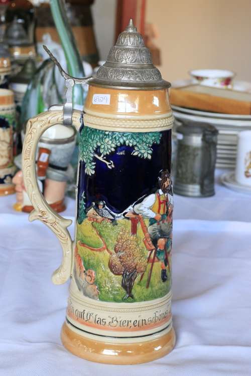 Large 1,5ltr Decorated Beer Stein