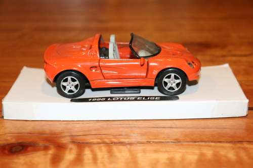 NewRay - 1996 Lotus Elise