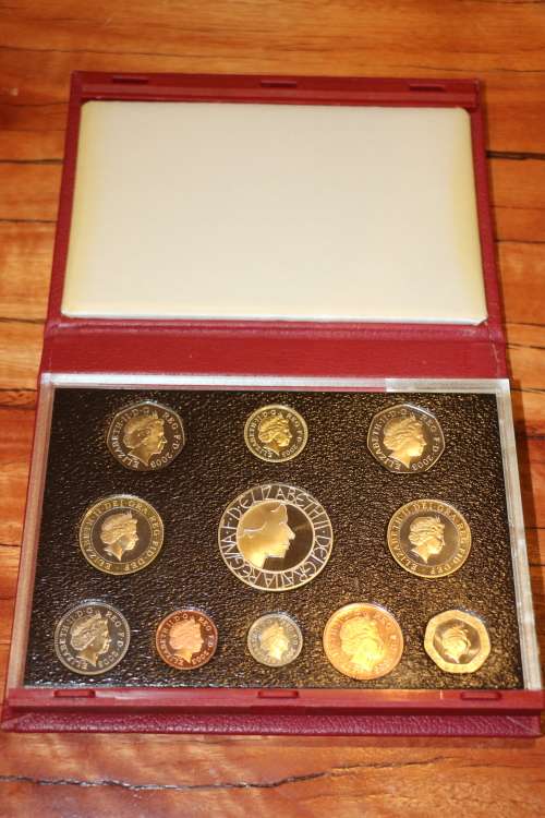 2003 UK United Kingdom Royal Mint Deluxe Proof Set