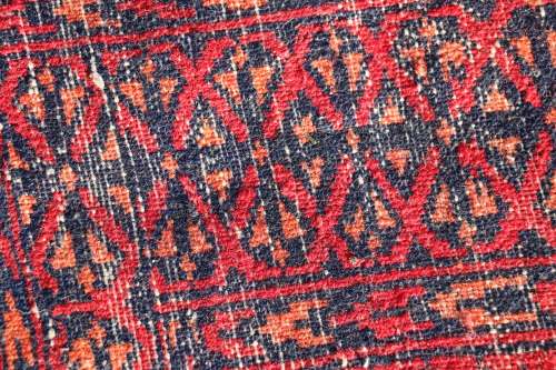 Vintage Hand Woven Persian Carpet - 160 x 94 cm