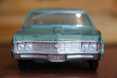 1976 Chevrolet Impala SS 427 Emerald Turquoise Plastic Model Car (1:25) Very Rare Promotional Model
