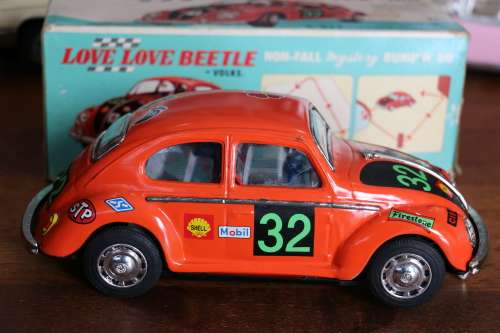 Vintage Tin Toy Love Love Beetle Mystery Bump 'n Go - Taiyo Made in Japan