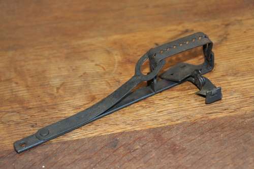 Vintage REX Gin Trap