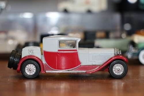 Vintage Matchbox Models of Yesteryear - 1928 Bugatti Type 44