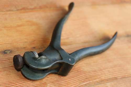 Vintage ECLIPSE No.77 Saw Set