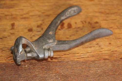 Vintage APEX MORRILL Saw Set