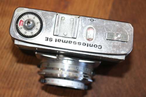 Vintage ZEISS ICON Contessamat SE Film Camera with Zeiss Ikon Color Pantar 1:2.8 / 45 Lens