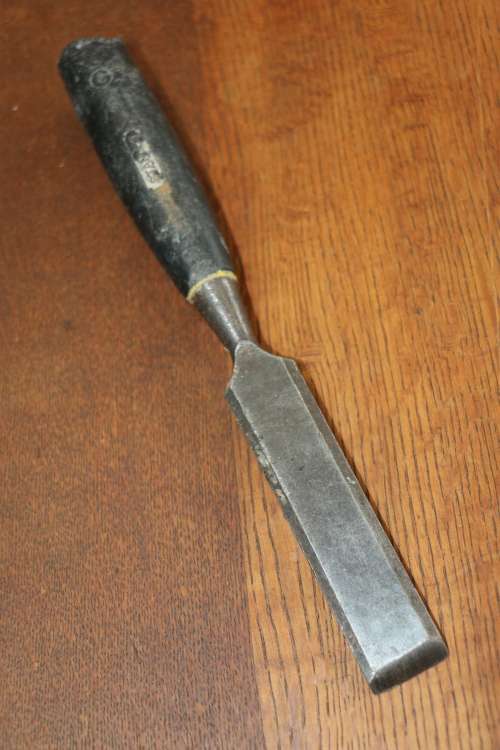 Beautiful Vintage Stanley Carpenters Chisel (250 mm)