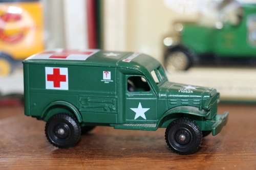 LLEDO Days Gone Diecast Vintage Model Ambulance