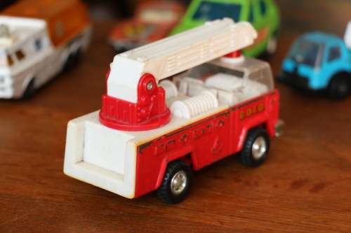 Made in HONG KONG Tin Plate Model Fire Engine Truck