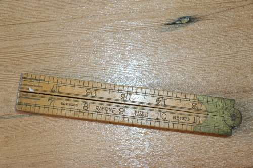 Beautiful Rabone No.1375 Carpenters Boxwood Ruler