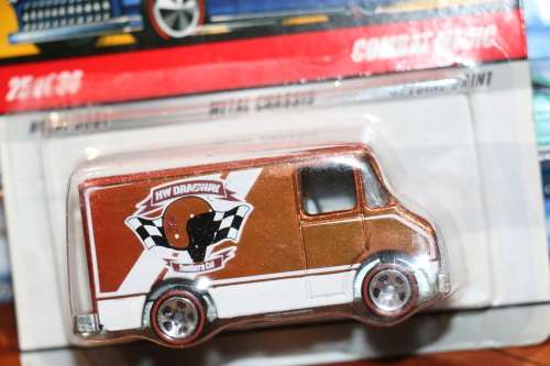 2008 Hot Wheels Diecast Model - Classics Series 5 - Combat Medic - Metal