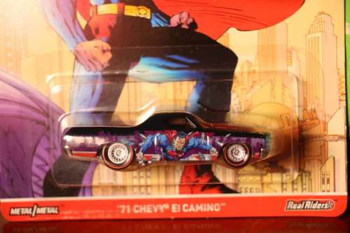 2016 HOT WHEELS Premium Diecast Model - DC Comics Superman - '71 Chevy El Camino