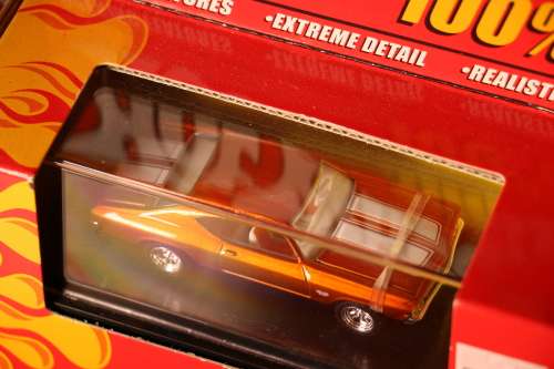2007 100% HOT WHEELS 40th Anniversary Diecast Model - '69 Chevy Chevelle